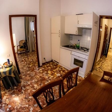 Zaffiro Apartment เวนิส ภายนอก รูปภาพ